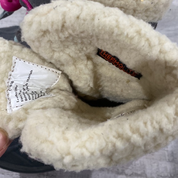 Circo Girl's Thermolite Snowboots Excellent condition well insulated/ warm - Picture 2 of 5